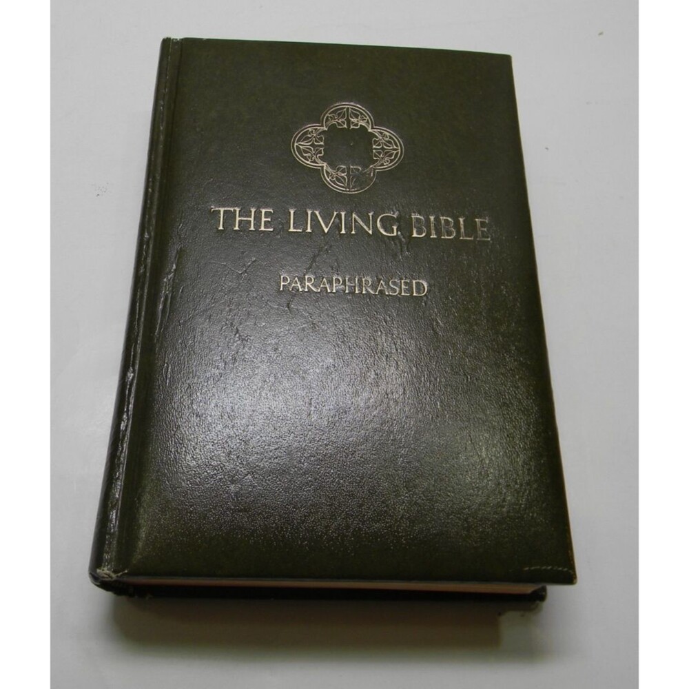 The Living Bible Paraphrased Vintage 1973 Tyndale House Publishers Green Padded